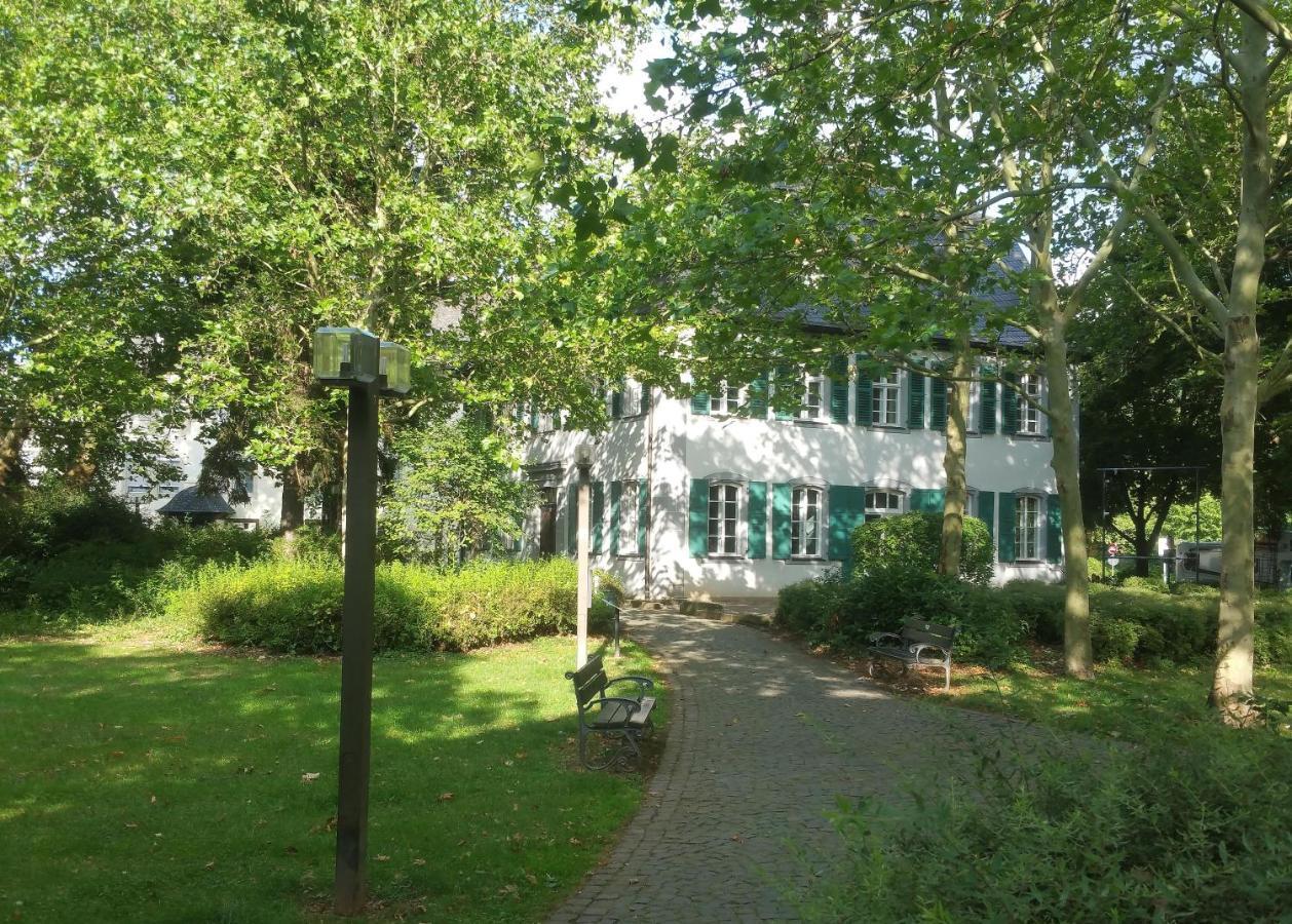 Ehem. Sommerresidenz Von Fuerst Friedrich Iii. App.1 Und App.2 Kirn Exterior foto